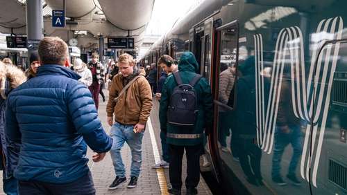 Train at Oslo Centralstation