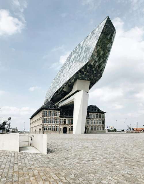 Arkitektonisk bygning.