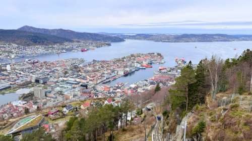 The beautiful view of Bergen from Fløyfjellet.